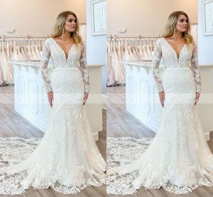 2021 Abiti da sposa classici a maniche lunghe a sirena Plus Size Scollatura profonda Abito da sposa in pizzo con applicazioni floreali da donna per la sposa Custom Made