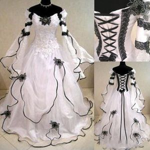2022 Vintage Plus Size A Line Wedding Dresses Gown Fancy Long Bell Sleeves Top Black Lace Corset Back Retro Gothic Bridal Gowns Wedding Dress