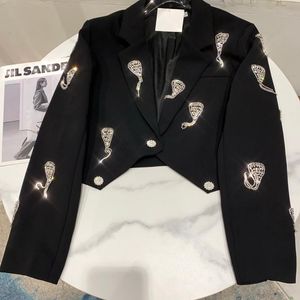 Spring Autumn Fashion Design Kvinnor Turn Down Collar Rhinestone Shinny Bling Love Heart Tassel Patchwork High midja Kortjacka Päls Blazer SML