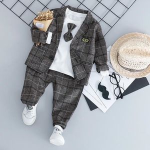 Baby Boy Fashion Formal Roupas Set Kid Tie Ternos de Alta Qualidade Outono Primavera Crianças Roupas 1 2 3 4 Anos LJ200917