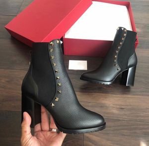 Elegant Winter Stud Ankle Boots Women Black Grainy Leather Chunky Sole Martin Booties Lady High Heel Party Dress Red Designer Motorcycle Boot EU35-43 With Box