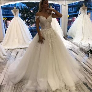 Vestidos de noiva lindos tule tiras de noiva Tripas de noiva 2022 Trem de varredura de apliques de renda Butões cobertos de tamanho coberto