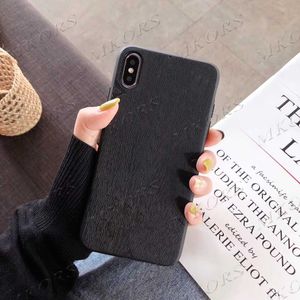 Mix Flower Letter Design Phone Case for iPhone 12 12pro 11 11pro X Xs Max Xr 8 7 6 6s Plus Cover for Samsung S20 S10 S9 S8 Note 20 10 9 8