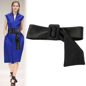 Pu Leather New Women's Wide Belt Red Fashion Gradient Width Waist Seal Smooth Buckle Dress Decorated With Wide Belt 68-80CM G220301
