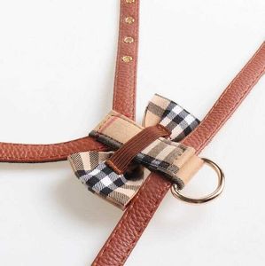 Tração corda bowknot rura para animais de estimação para cão pequeno e grande puxar cachorro ajustável coleira de cães Classic Running Leash Moda