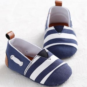 İlk Walkers Doğan Bebek Erkek Çocuk Ayakkabı Marka Bebek Toddler Çizgili Klasik Tuval Chaussure Slip-On Çocuk Sapatinhos Sapatos