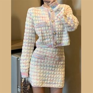 Wysokiej jakości Mały Zapach Vintage Knit 2 Piece Set Kobiety Crop Top Sweter Cardigan Płaszcz + Spódnice Ustawia Słodkie Dwa Garnitury 220302