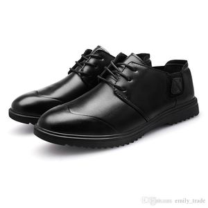 Scarpe formali da uomo nuove Scarpe da uomo per banchetti nuziali Scarpe da uomo classiche da ufficio Oxford di alta qualità