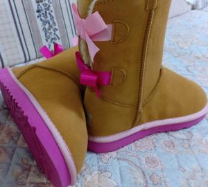 2020 Hot Classic Design Kort Baby Boy Girl Kvinnor Kids Bow-Tie Snow Boots Päls integrerad Håll varma Stövlar EUR Szie 23-35 Gratis frakt