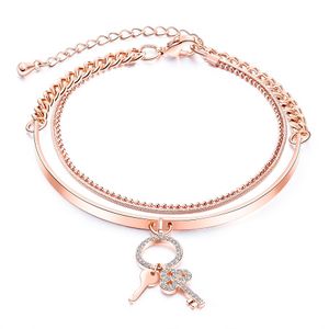 Fashion In Trendy Diamond Zirconia Key Charms Armband Designer 316L Stainless Steel Link Chain Bracelet Smycken för Kvinna Tjejer Presenter