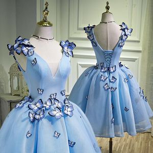 2021 Short Prom Dresses V Neck 3D Floral Applique A Line Butterfly Lace Up Back Knee Length Custom Made Evening Party Gowns Robe de soirée