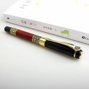 Fountain Pens Design clássico 520 Luxo caneta de metal homens de negócios escrevendo tinta de presente de assinatura