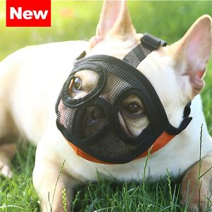 Muso corto Pet Dog Museruole Regolabile Maglia traspirante Bulldog francese Pug Bocca Muso Maschera Anti Stop Barking Forniture LJ201111