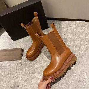 sale-tornozelo de couro designer de botas de luxo Hot clássicos acolchoados galochas cor correspondente pano ocasional antiderrapante e resistente ao desgaste de alta qualidade