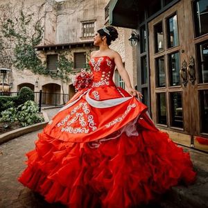 Off the Shoulder Red Quinceanera Dress Lace Appliques Ruffles Skirt Organza Sweet 16 Dresses Ball Gown Prom Dress Wear