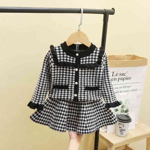 Gooporson mode koreanska barnkläder plaid stickade tröja topskirt vinter varm baby barn kläder set söta toddler outfits g220310