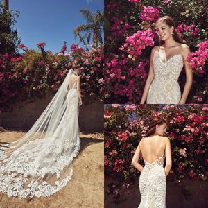 2021 Romantisk strand Mermaid Bröllopsklänning Lace Dubbel V-Neck Long Train Robes de Mariée Bridal Dress Summer Custom Vestidos de Novia