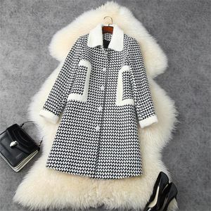 Women's Wool & Blends High Quality Runway Designers Fur Collar Plaid Loose Woolen Jackets And Coats Winter Vintage Women Outerwear