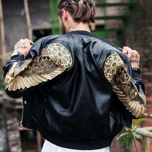 Moda Mężczyzna Skórzane Kurtki Bombowiec Faux Skórzane Kurtki Czerwony Czarny Pu Outwear Gold Wings Haft Punk Motorcycle Slim Płaszcz W91