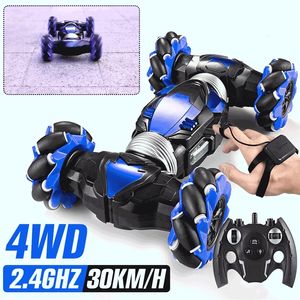 4WD 2.4GHz RC Car Remote Control Stunt Vehicle Gesture Induction Twisting Off-Road Drift Toys With Light & Music 220315