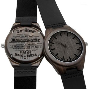 Horloges Mode Gepersonaliseerde Gegraveerde Po Wood Horloge voor Verjaardag Verjaardag Afstuderen Gift Damesvriend Creatieve Horloges1