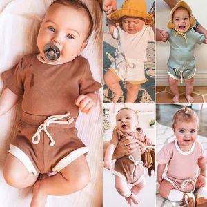 Lato Baby Bated Bawełniane Zestawy Odzieżowe Solidne Krojenia Krótki Rękaw Top + Szorty 2 Sztuk / Zestaw Outfits Moda Boutique Kids Clothes M1166