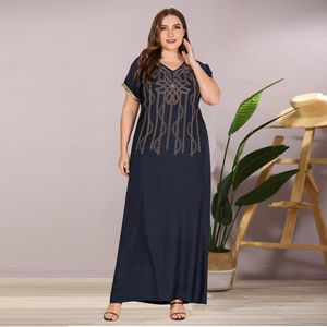 Siskakia Plus Rozmiar Haftowane Zroszony Długa Dress Dark Blue Vintage Casual Maxi Sukienki Lato 2020 Luźny V Neck Krótki rękaw Nowy LJ200818