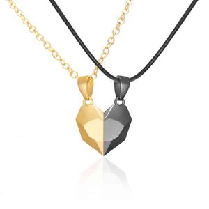Trendy Magnetic Heart Necklace Chain Pendant Choker Magnet Couple Necklace For Men Women Lady Boys Female Girls Lover Male Gift G220310
