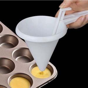 Adjustable Baking Tools Icing Candy Kitchen Funnel Chocolate Pastry Accessories Batter Dispenser Cream Butter Cookie Cupcake Pancake DIY Tool HY0382