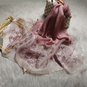 Женщины Luxury Silk Wool Scarf Шаль Цветочной Вышивка Lady пашмины Шея Хиджаб Foulard Обертывание Bufanda зима теплые шарфы 201018