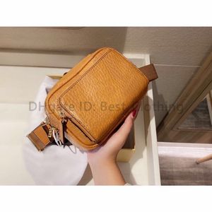 luxury designer m women fashion bags camera bag twotone letter artwork zipper free pendant lady fashion totes