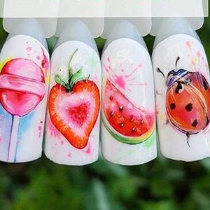 1 sztuk Strawberry Lato Owoce Naklejki do picia do paznokci Manicure Nail Art Design Transfer Watermark Watermark Naklejki TRSTZ