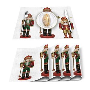 4 / 6pcs Set Tovagliette Schiaccianoci Soldato Stampato Cotone Lino Tovagliolo Accessori per la cucina Home Party Tovagliette decorative T200415