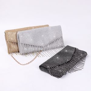 Vintage Clutch Bags Silver Diamond Envelope Kvinnor Kvinnor Wedding Purse Design Chain Tassel Shoulder Bag