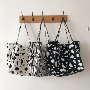 Grande borsa a spalla singola con motivo a mucca zebra in tela, borsa da donna per ragazze, nuova borsa selvaggia coreana di grande capacità