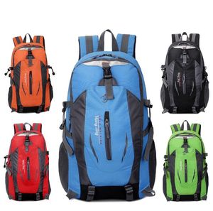 新しい到着屋外ハイキングバックパックトラベルバッグ防水スポーツギア5色の学校バックパック大容量