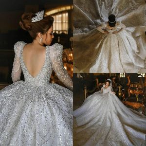 Abiti da sposa scintillanti con abito da ballo arabo Dubai 2022 Abiti da sposa Vestido de Noiva in cristallo a maniche lunghe con perline