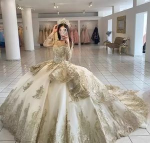 2022 Champagne Beaded Quinceanera Dresses Lace Up Appliqued Long Sleeve Princess Ball Gown Prom Party Wear Masquerade Dress CG001