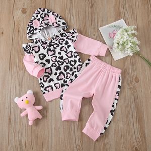 Set di abbigliamento per bambini carini Baby Girls Love Heart Print Top con cappuccio + pantaloni 2 pezzi / set Tute Set Boutique Abiti per bambini M2909