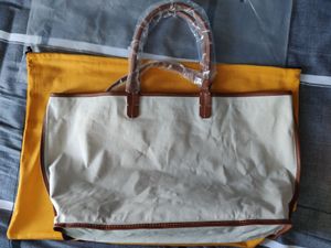 Bolsa de couro real feminina de alta qualidade Bolsa grande sacola de compras de lona macia com pequena bolsa de pó