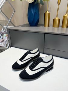 2022 Casual Skor Designer Kvinnor Sneakers Retro Panda Svartvitt Loafers Cloth Skor Mjuk Materialstorlek 35-40