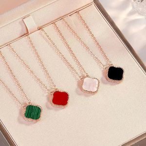 Wholesale pendant necklace Designer Jewelry love necklaces Four Leaf Clover Rose Gold Silver Gift for womens wedding flower shape pendants Link Chain Necklace with box