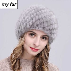 Ryssland Winter Lady Natural Mink Fur Beanies Hat Sticka Varm Striped Original Cap Bra Elastic Real 211229