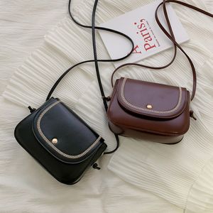 Girl Mini Bags New Retro small square Bag Fashion Wallet student messenger bag Crossbody womens