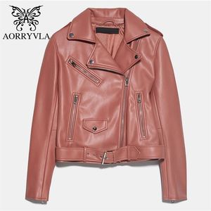 Neue Herbst Frauen Pu Leder Jacke frauen Moto Biker Zipper Jacke Mit Gürtel Kurze Länge Casual Schwarz Faux Leder jacke 2020 LJ201021