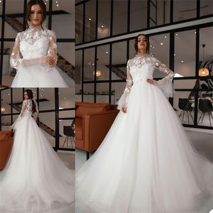 Abiti da sposa Princess Design A Line Collo alto maniche lunghe Abiti da sposa da spiaggia in pizzo applicati Abiti da sposa in tulle con ruches su misura