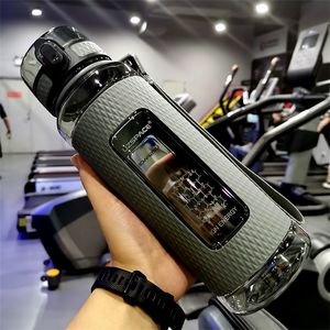 Uzspace Sport Vattenflaskor En gratis bärbar gym Anti-Fall läckagesäker Stor kapacitet Fitness Kokare Tritan Plast Dryck Flaska 220217