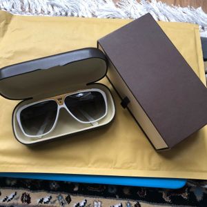 Hoge Kwaliteit Merk Zonnebril Bewijs Zonnebril Designer Glassess Eyewear Mens Womens Gepolijste Black Sunglasse Komt met Box Case