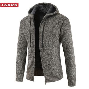 Fgkks ماركة الرجال مقنع البلوزات معطف الرجال جودة عالية أزياء سترة الشتاء جديد زهرة الصوف سميكة البلوزات الذكور 201118