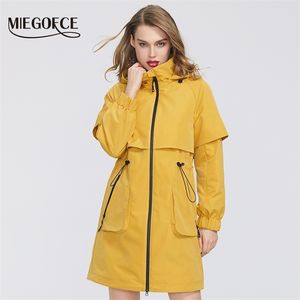 Miegofce 새로운 봄 여성 코트 자켓 Windproof 윈드 브레이커 패션 중간 길이 느슨한 클래식 모델 장착 지퍼 포켓 201211